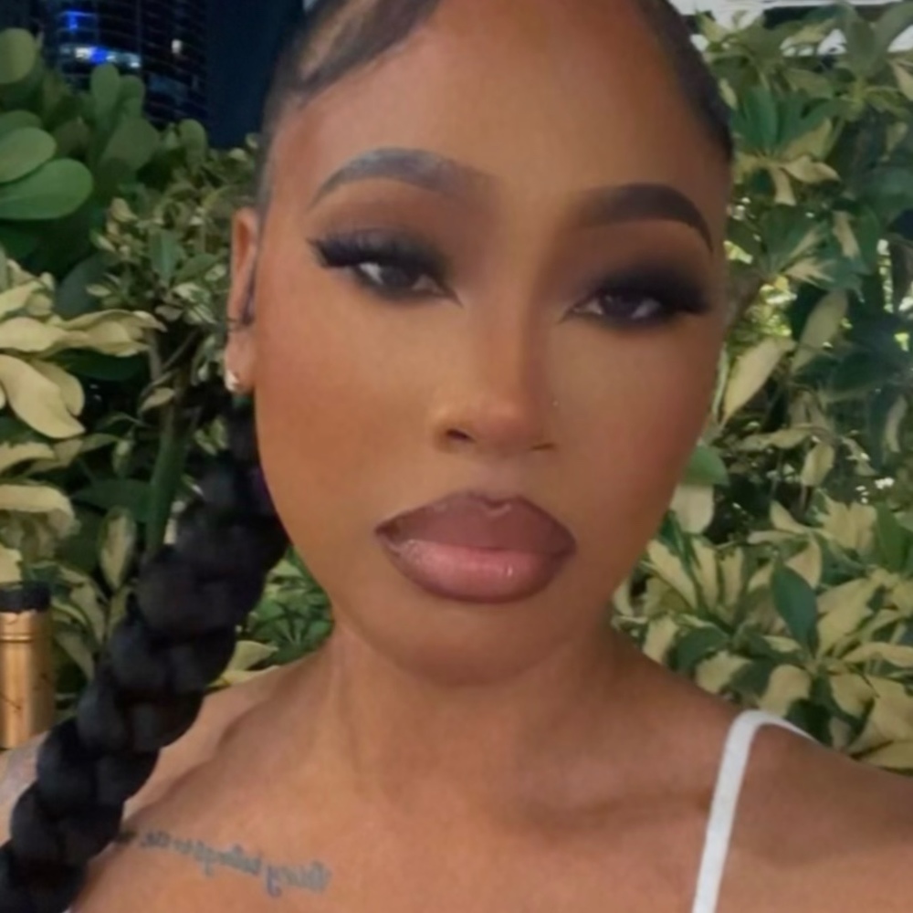 Meet your Posher, Shawnarey